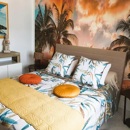 Rita La D'or De La Presqu'ile De Giens Hyères