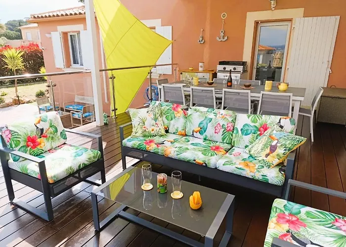 Rita La D'or De La Presqu'ile De Giens Hyères