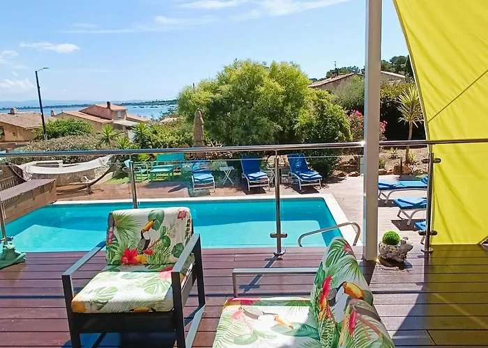 Rita La D'or De La Presqu'ile De Giens Hyères