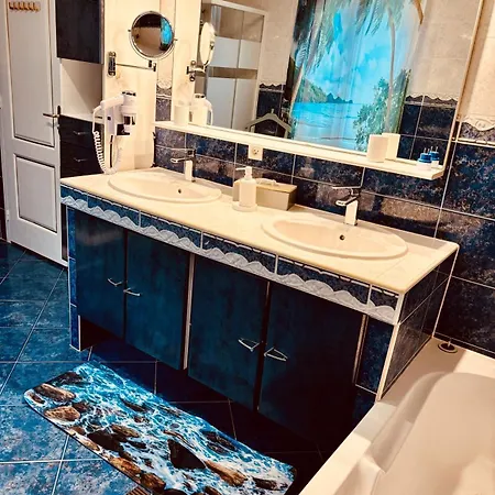 Superbe 5 Etoiles Presqu'ile De Giens La Madrague Rita La D'or Vue Piscine *