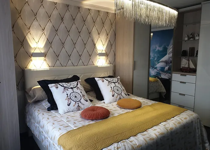 Villa Superbe 5 Etoiles Presqu'ile De Giens La Madrague Rita La D'or Vue Piscine